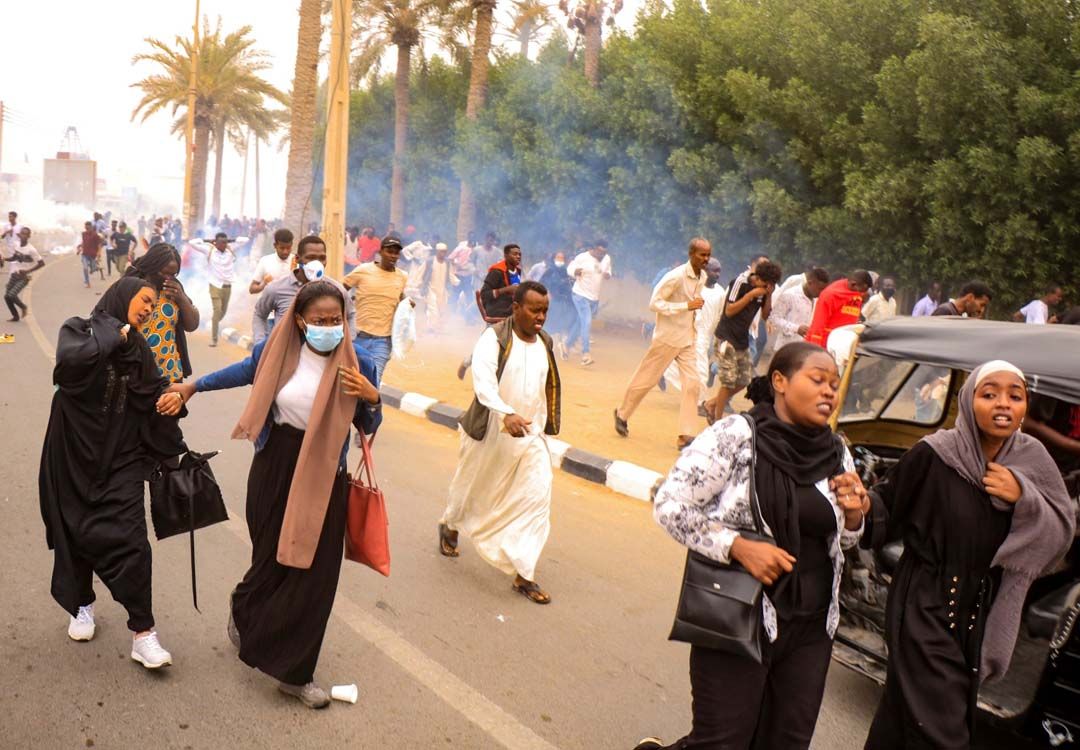 Quatre manifestants tués au Soudan totalement coupé du monde