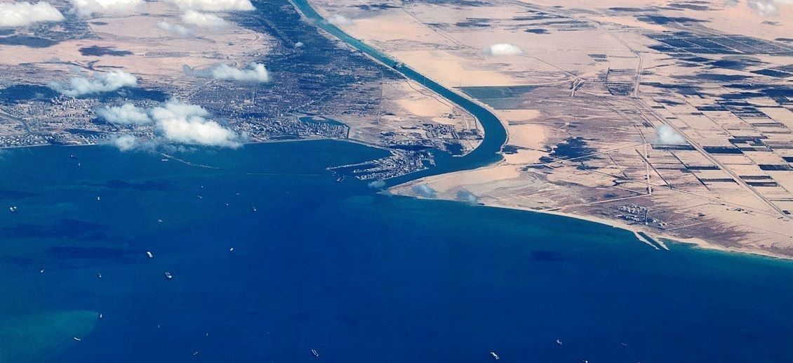 Le canal de Suez évite une nouvelle catastrophe