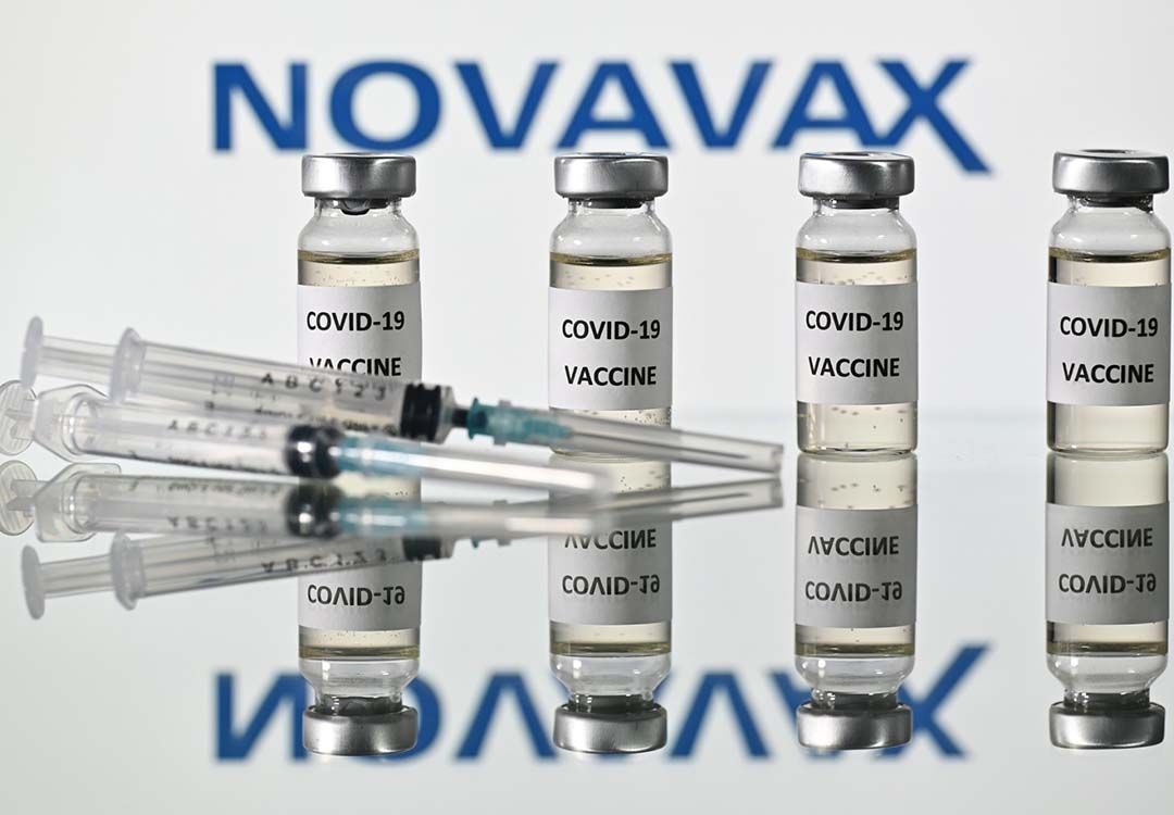 Covid : feu vert du régulateur européen à Novavax, avertissements face à Omicron