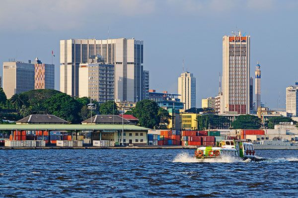 La Côte d’Ivoire en plein essor économique face à l’échéance de la présidentielle