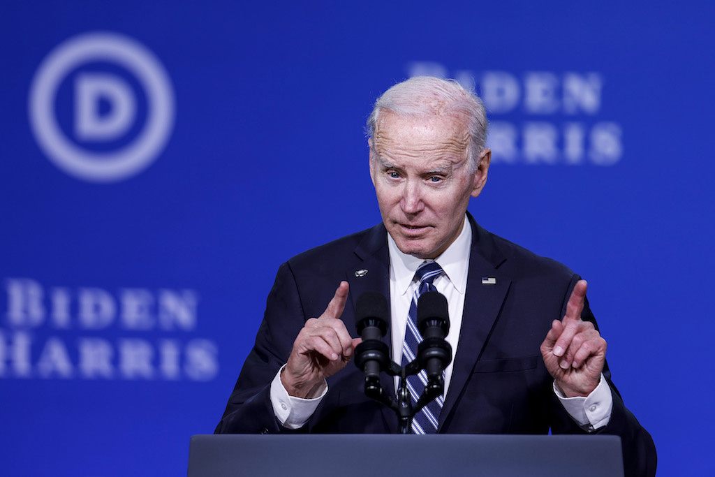 Super Tuesday : un candidat inattendu bat Biden dans les Samoa