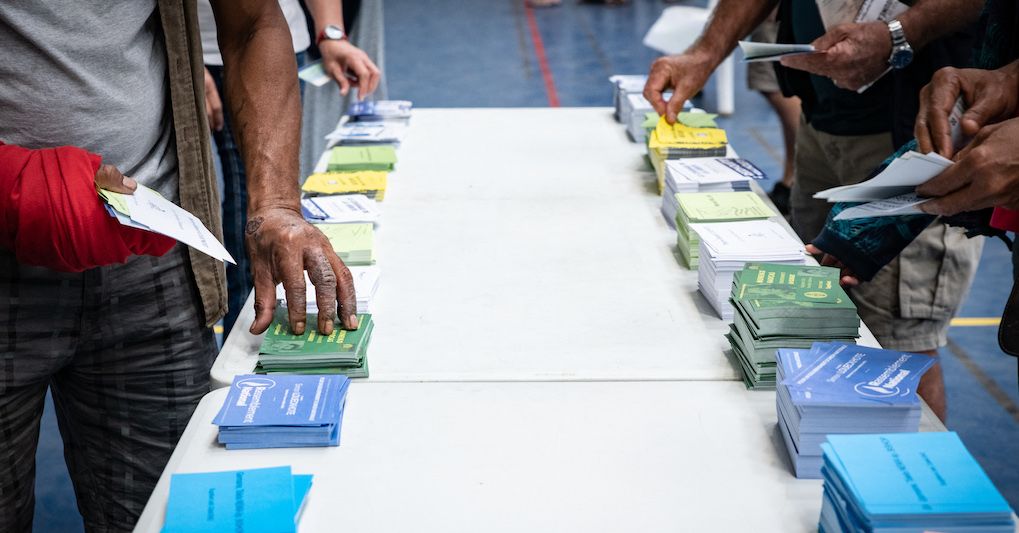 Législatives françaises: forte participation pour une élection historique