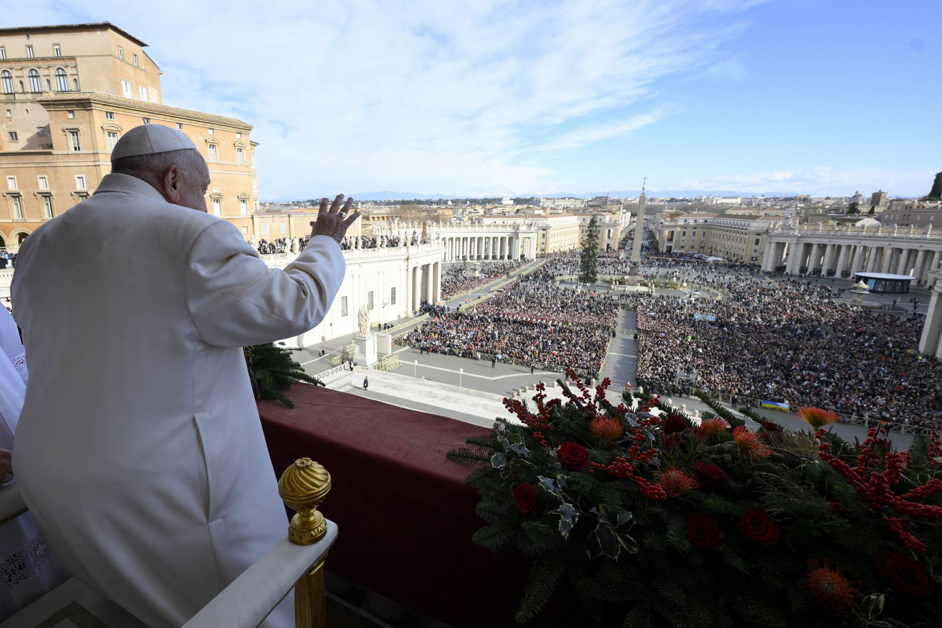 Le pape fera dimanche sa première apparition publique depuis mi-février