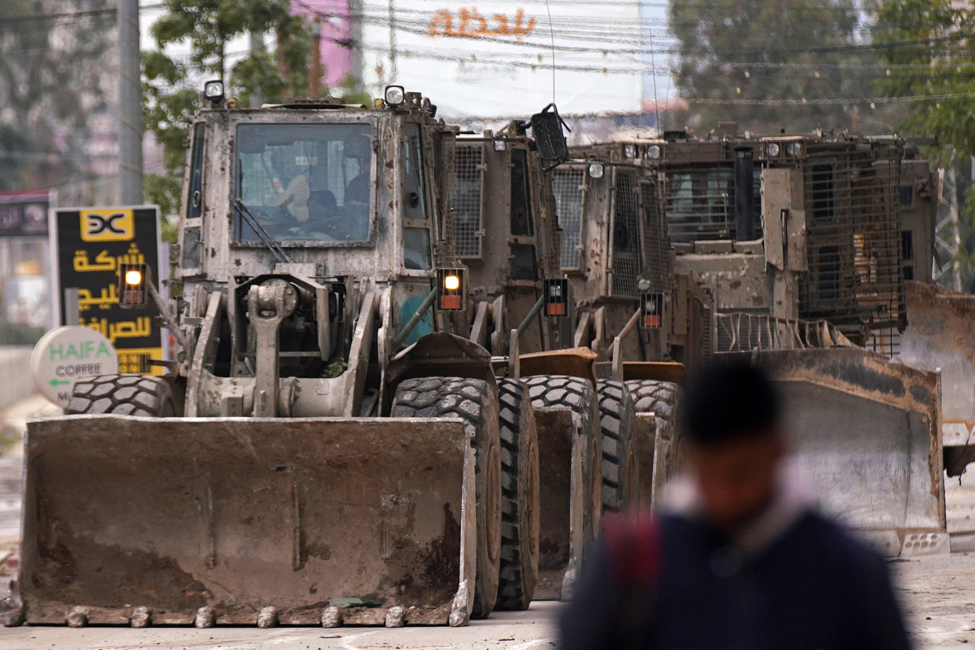 Tirs nouris et explosions au deuxième jour de l'opération israélienne en Cisjordanie