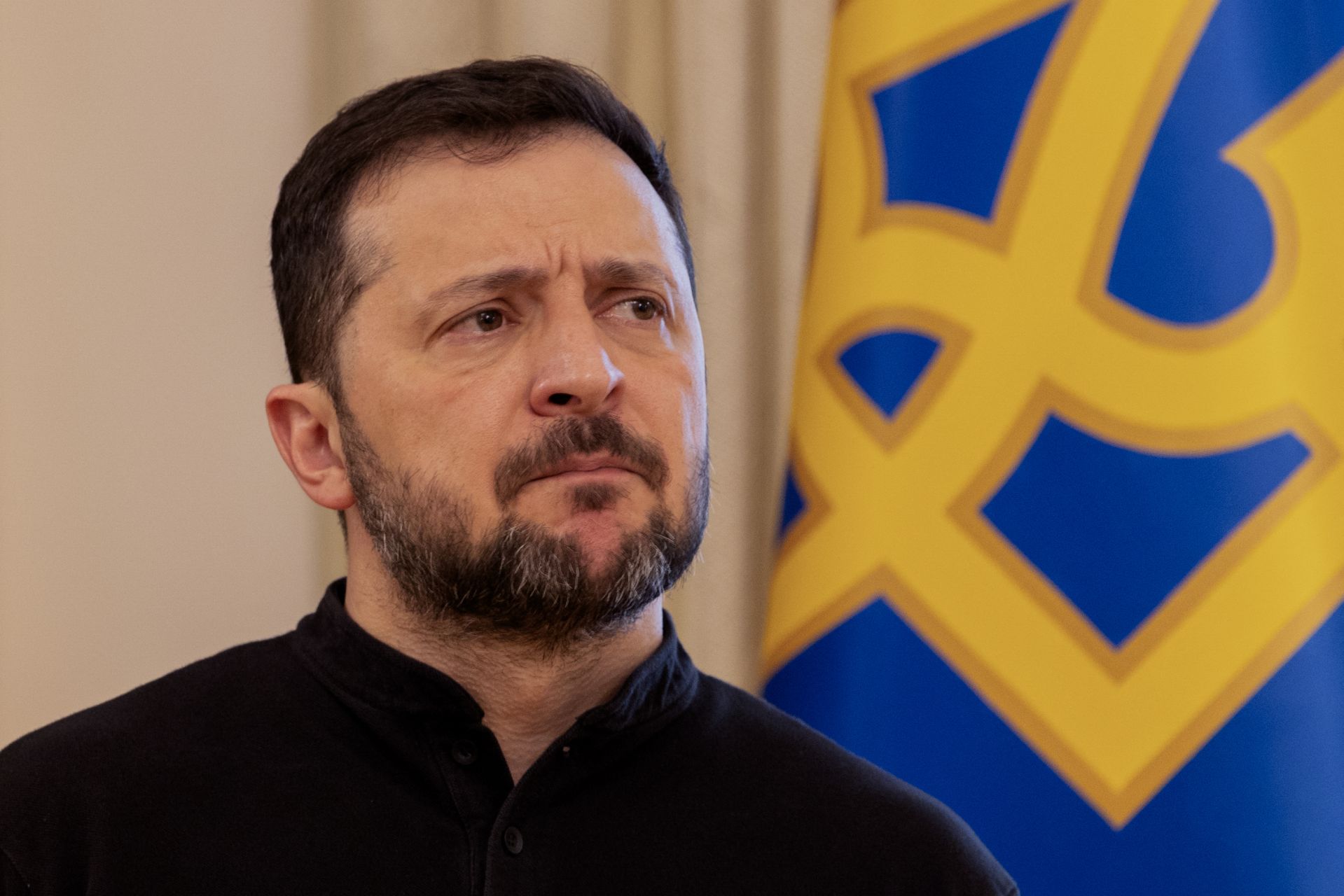 Zelensky se dit prêt à quitter la présidence \