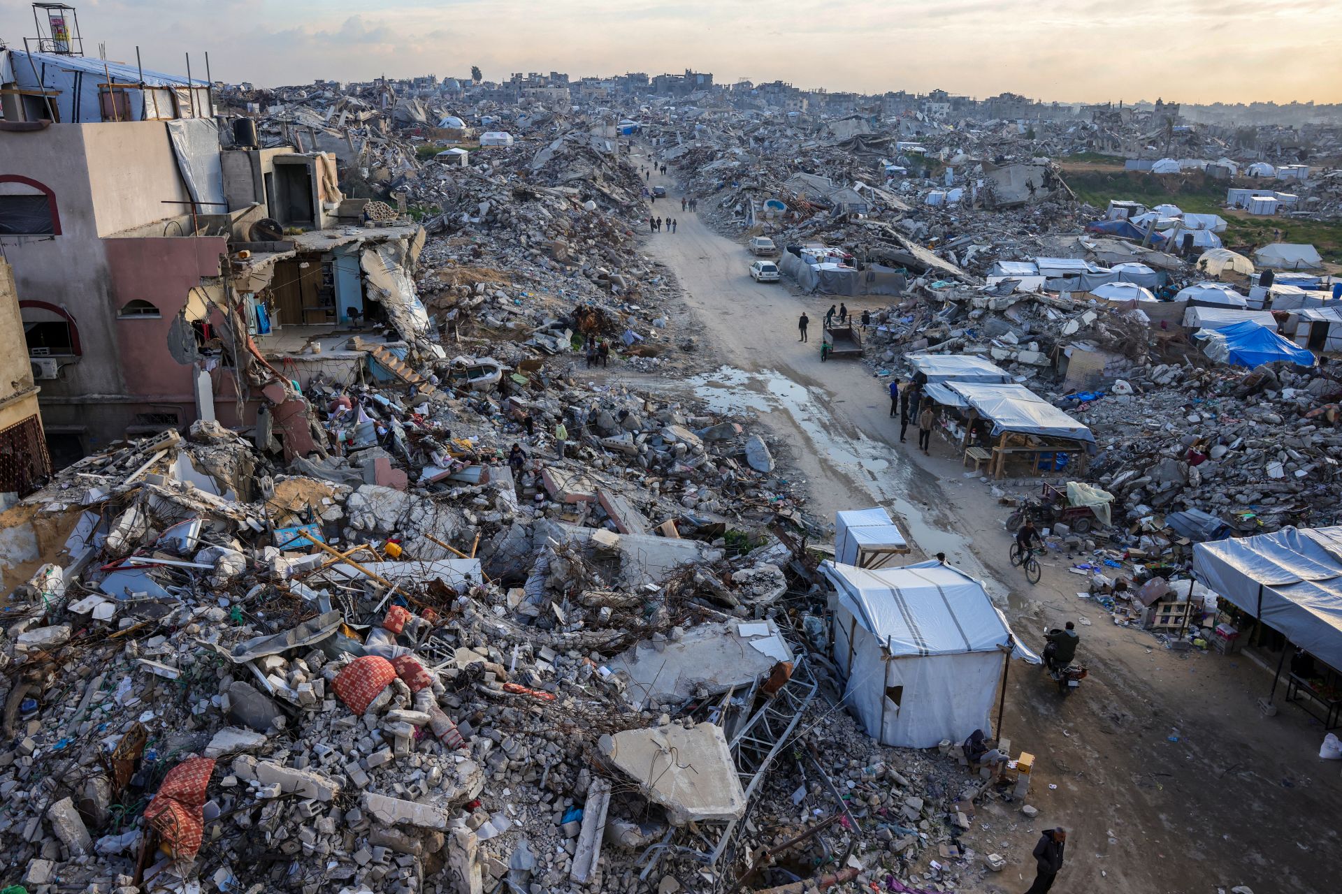 Une délégation du Hamas au Caire pour des discussions samedi sur la trêve