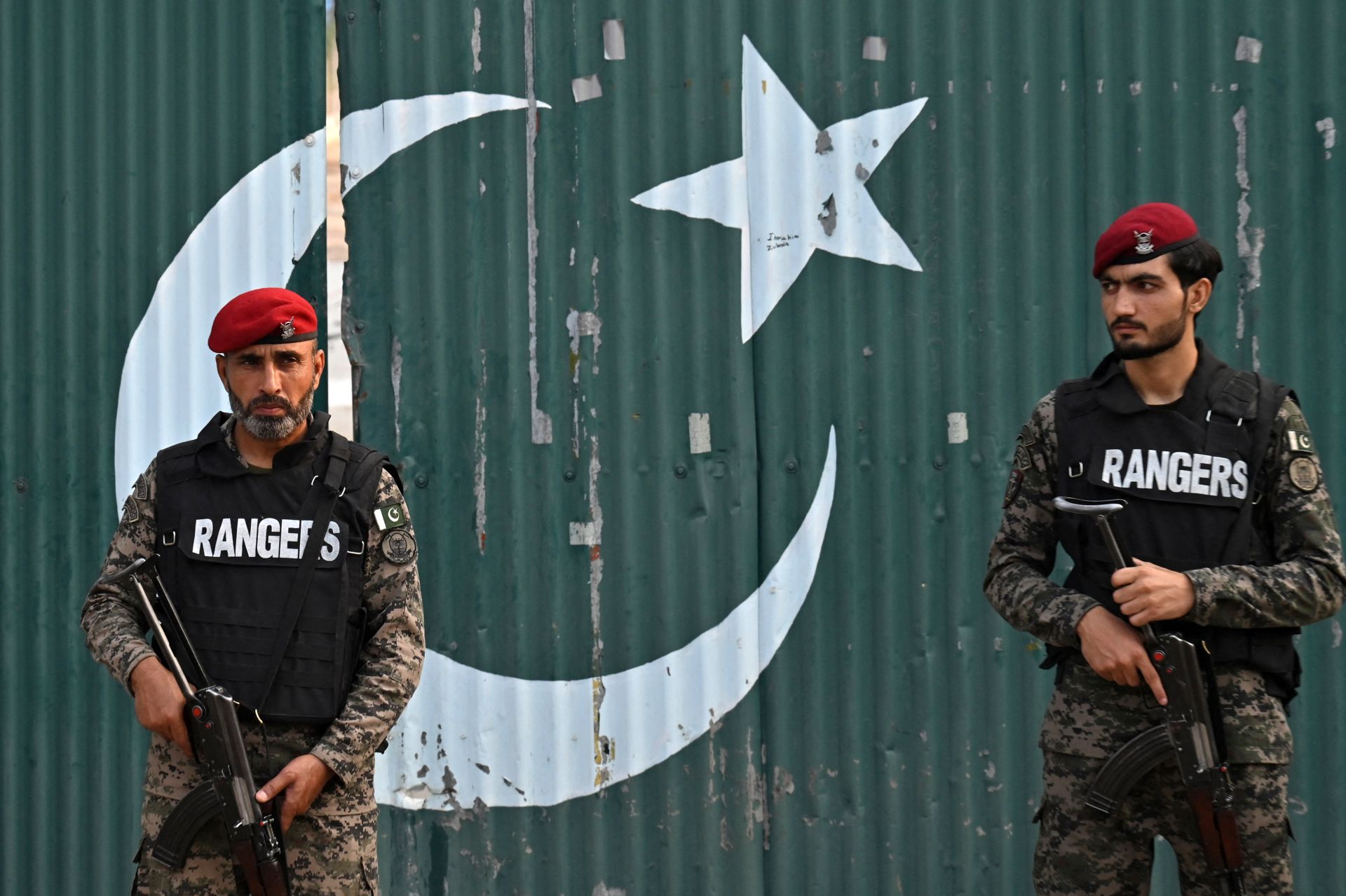 Le monde appelle l'Inde et le Pakistan à la «retenue» militaire