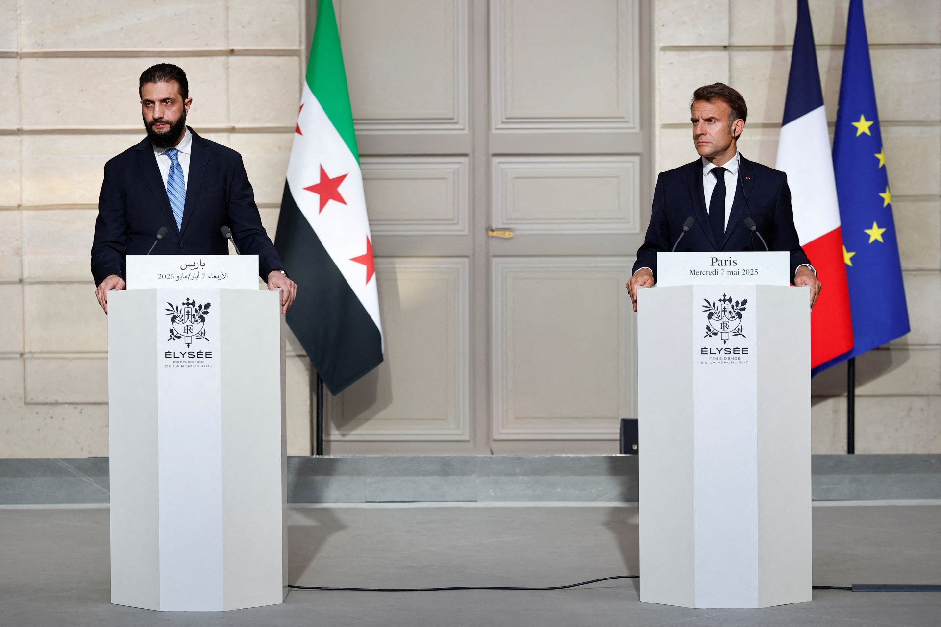 Macron appelle Washington à lever rapidement les sanctions contre la Syrie
