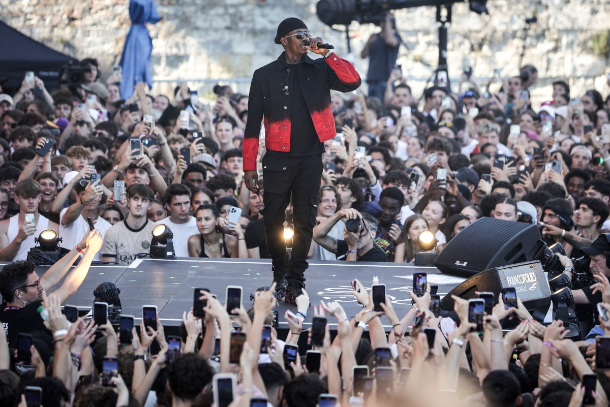 Le rappeur Werenoi, idole discrète, meurt à 31 ans