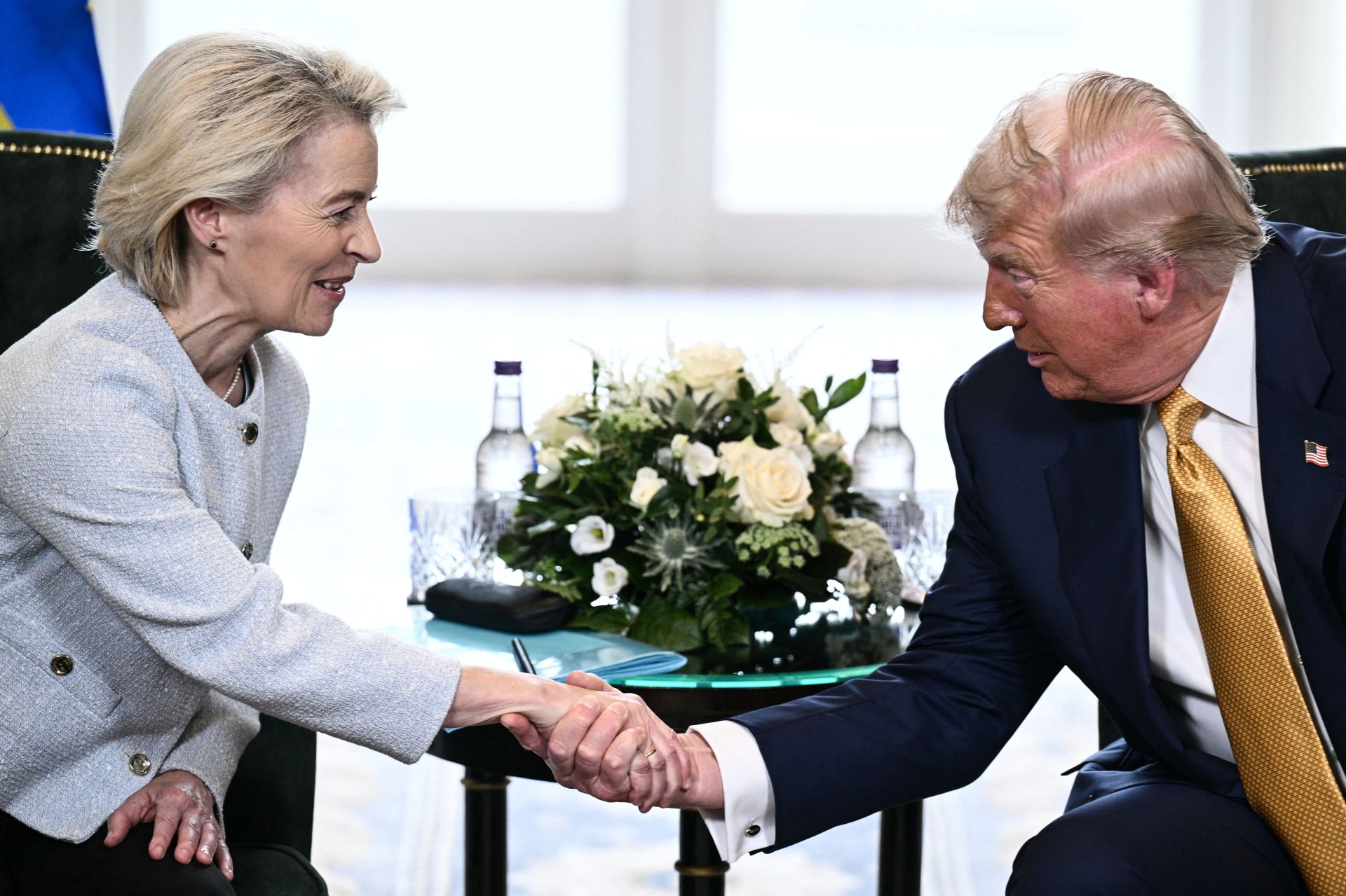 Trump et Von der Leyen arrachent \