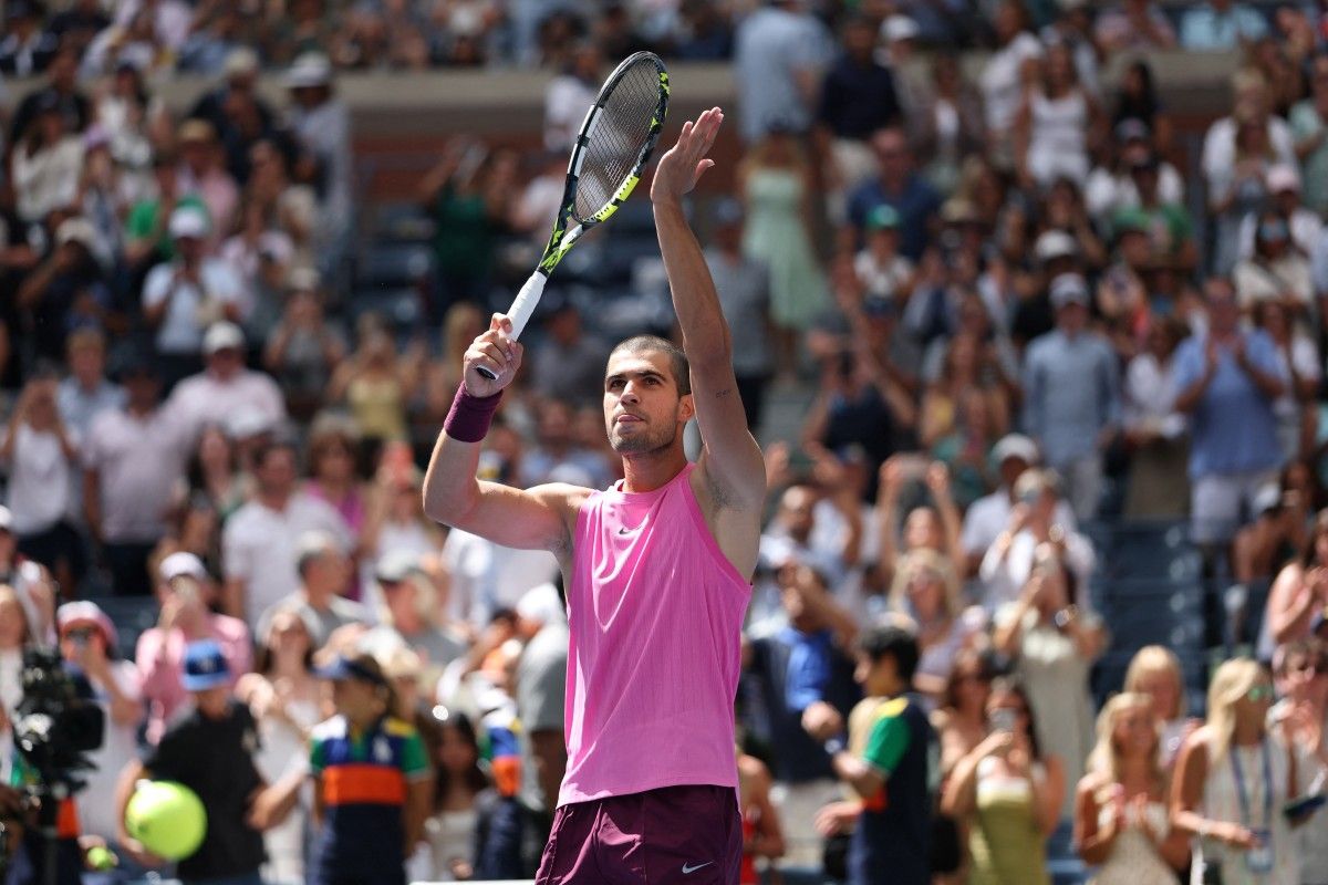 US Open: Alcaraz en huitièmes après une nouvelle victoire en trois sets
