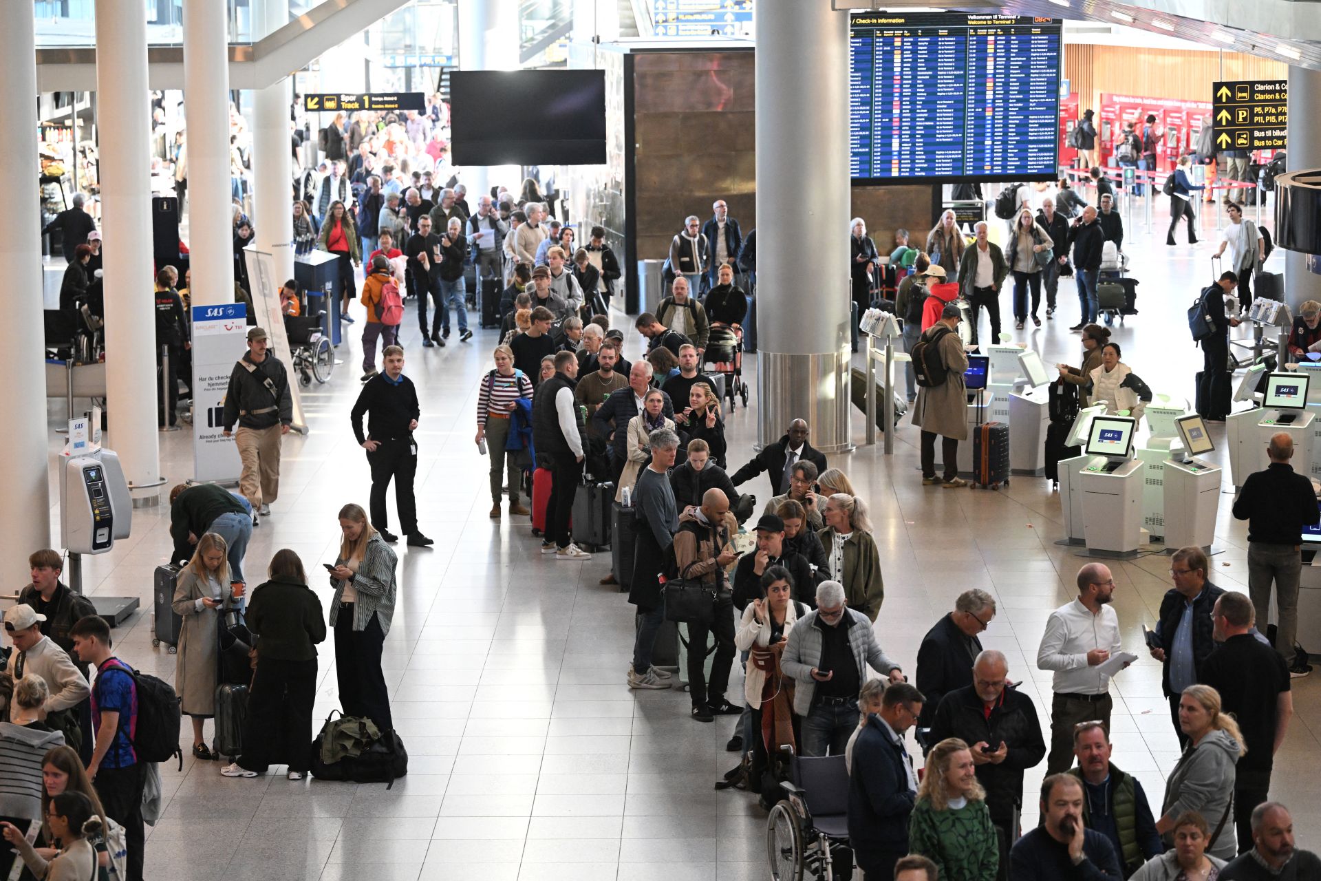 Des drones perturbent plusieurs aéroports au Danemark, Aalborg fermé pour plusieurs heures