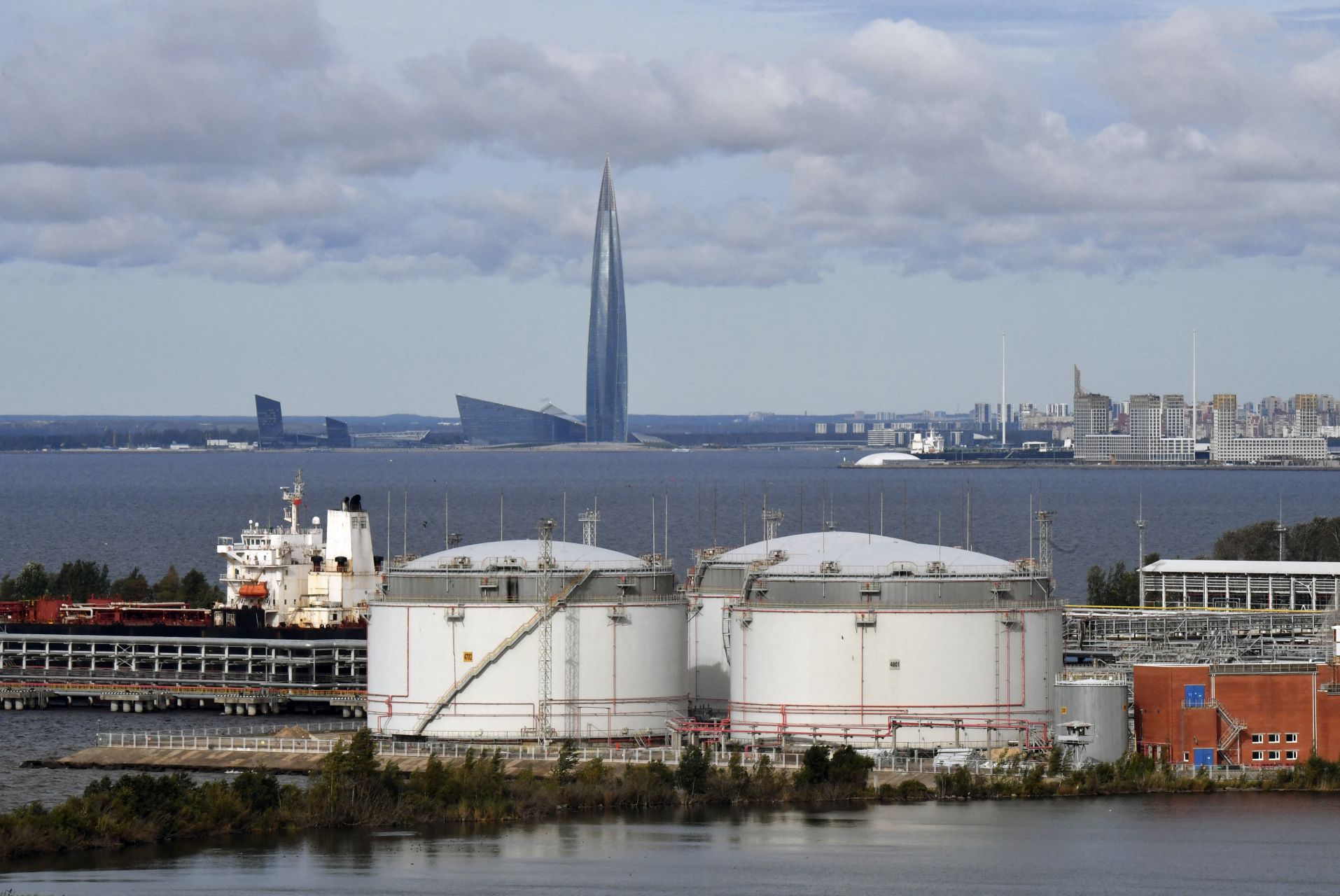 Pétrole : la Russie exporte plus de brut qu'avant la guerre malgré les sanctions