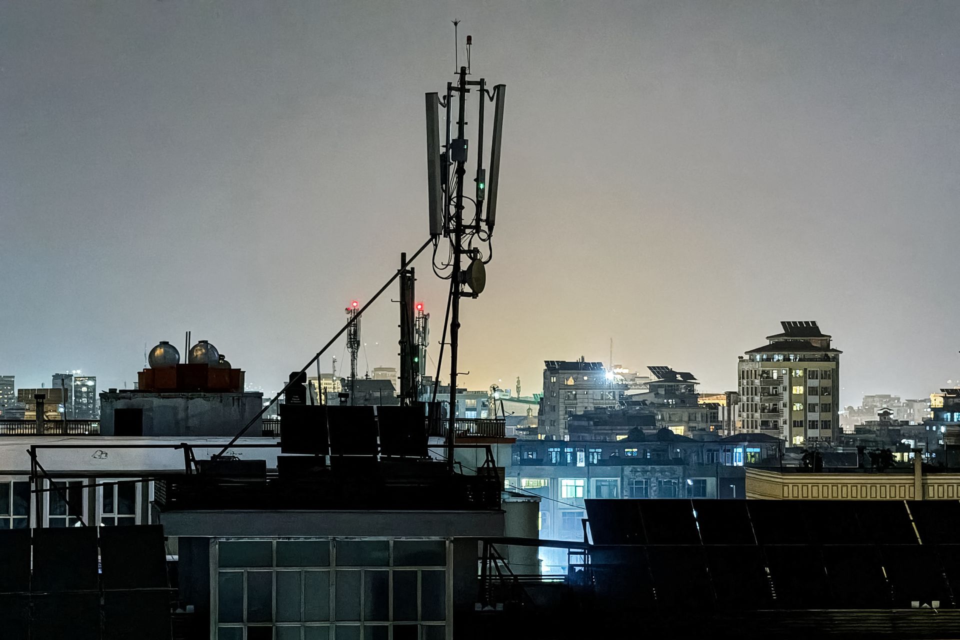 Afghanistan: deuxième jour de coupure nationale des télécommunications