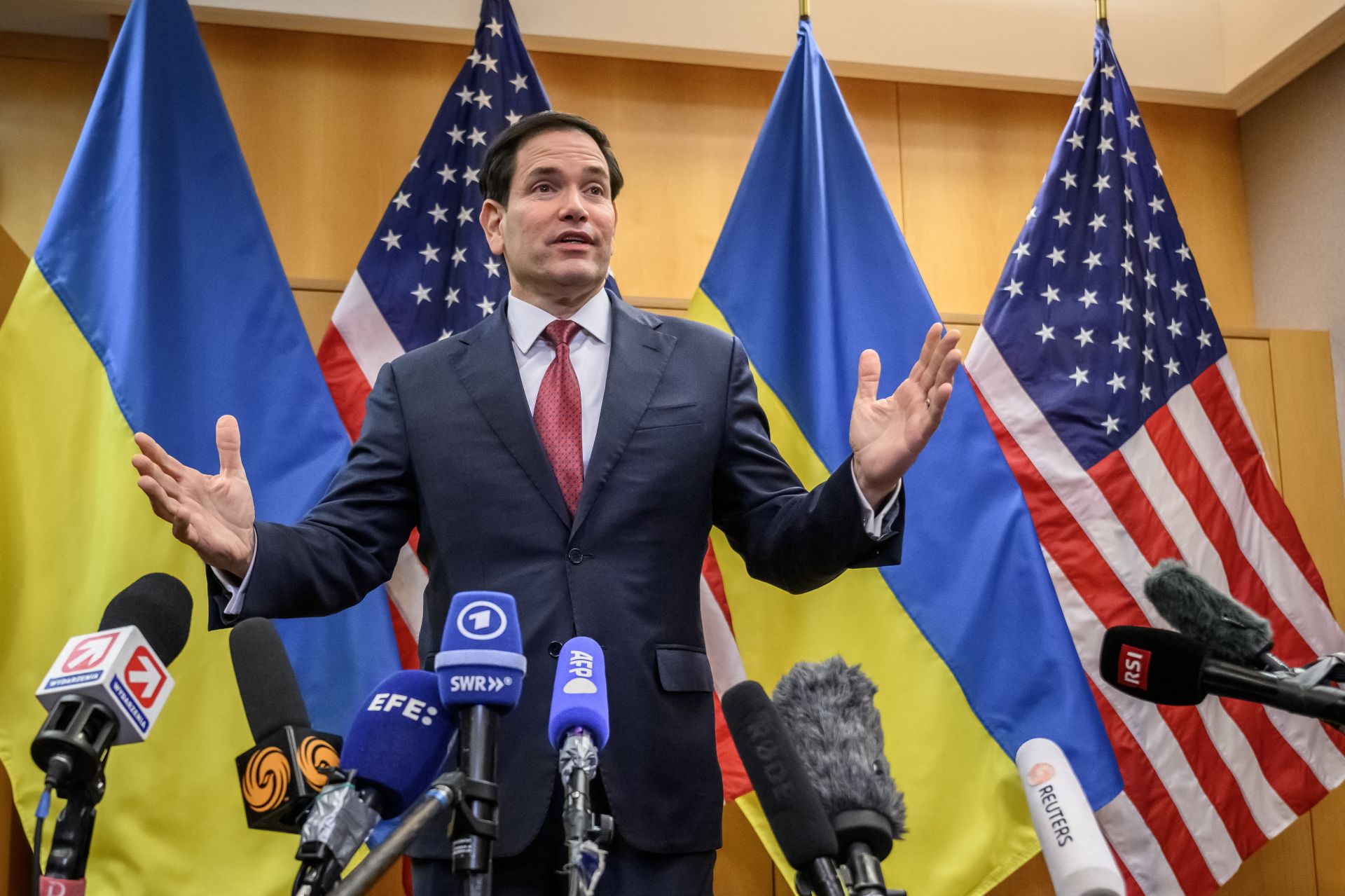 Pour Washington et Kiev, un «futur accord» de paix devra maintenir l'entière «souveraineté» de l'Ukraine
