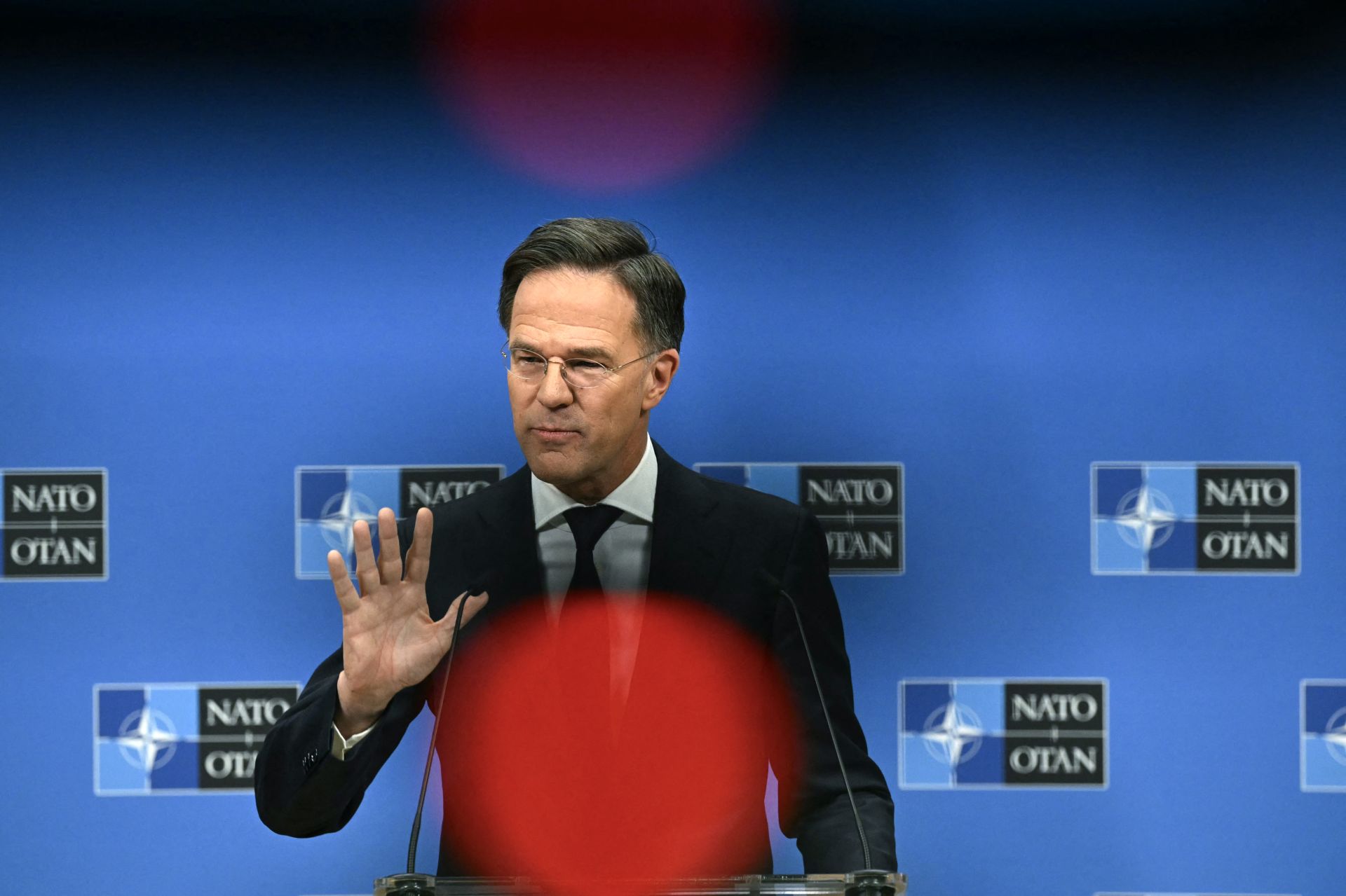 Les alliés de l’OTAN promettent des achats importants d’armes américaines pour l’Ukraine