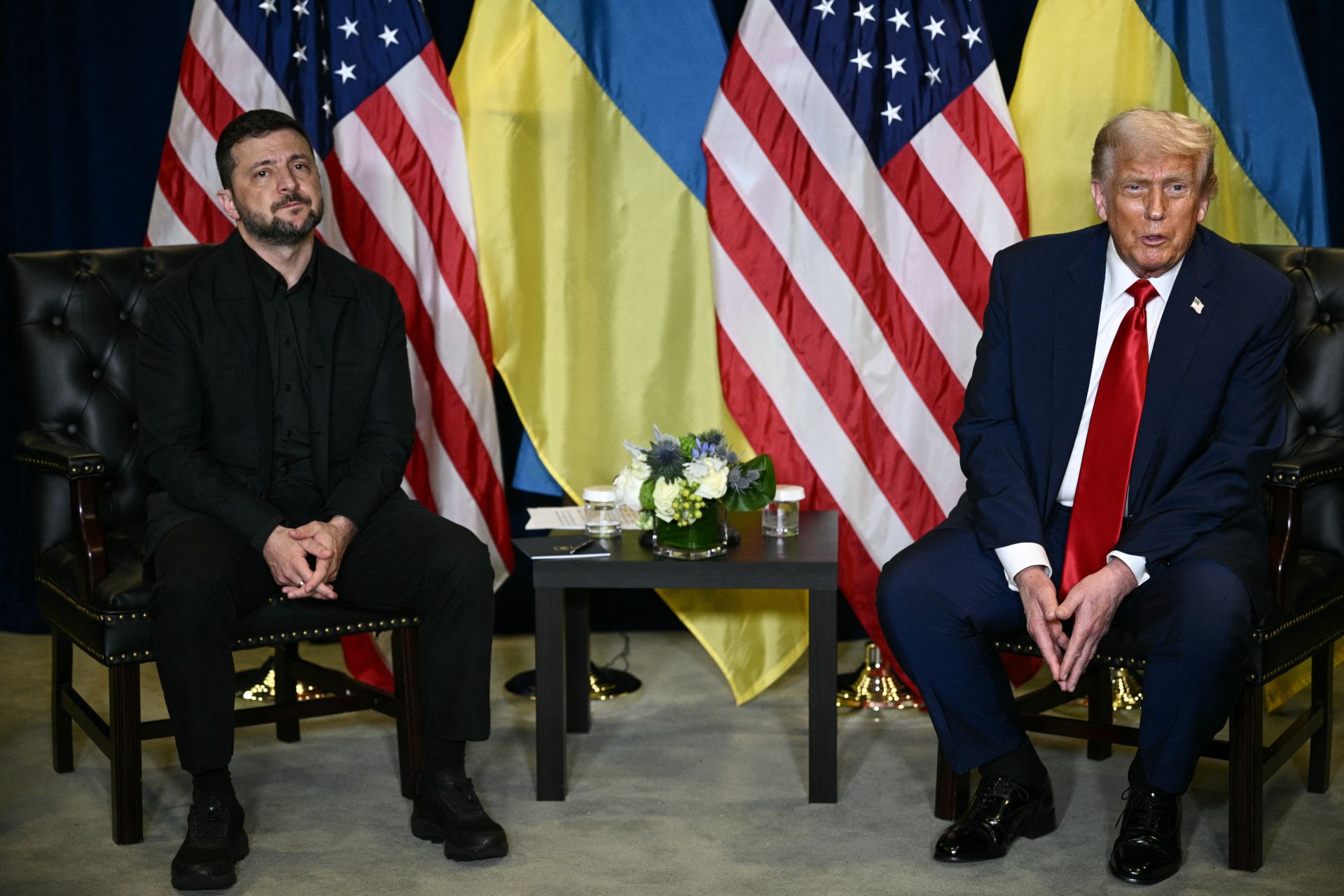 Kiev subit une attaque de drones et de missiles à la veille d'une rencontre Zelensky-Trump
