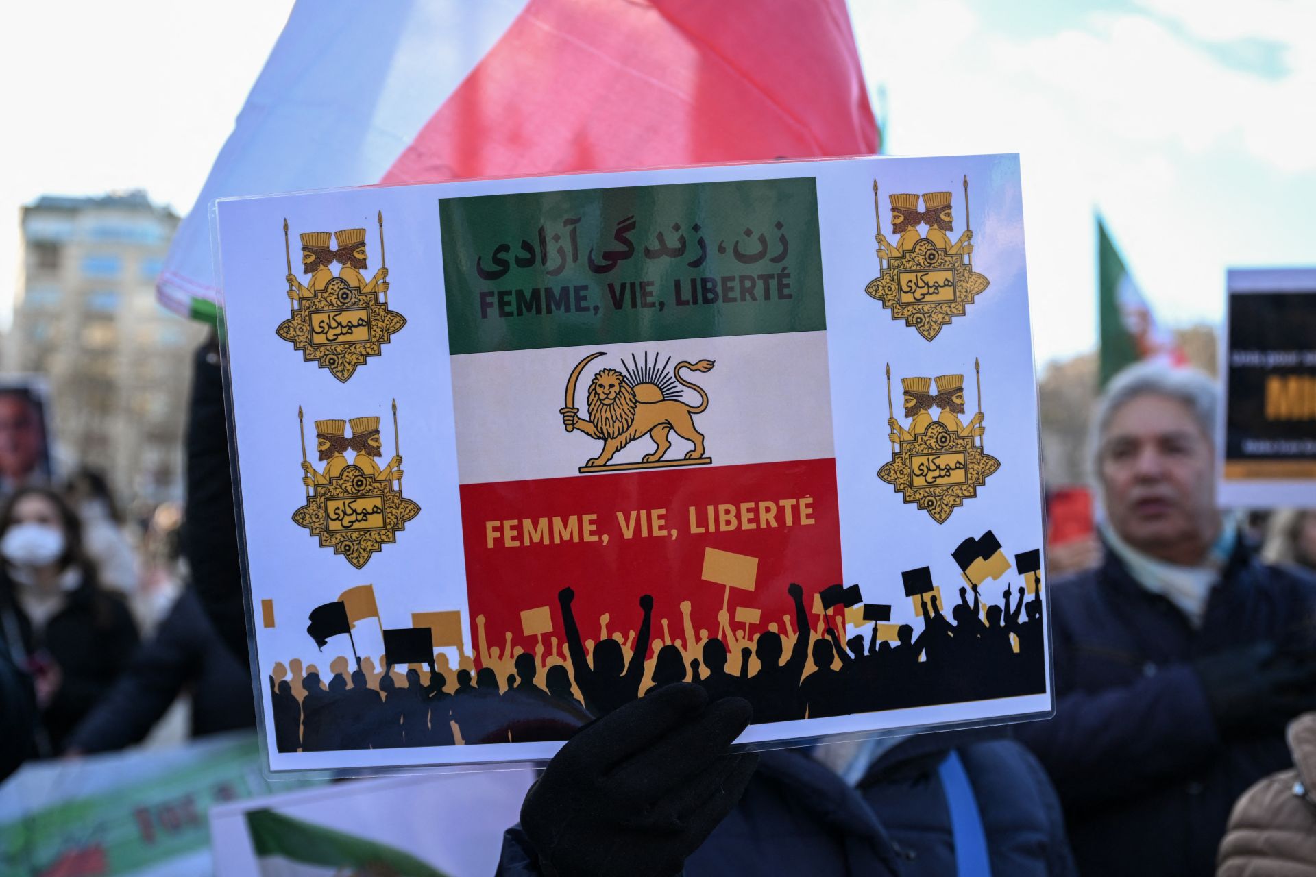 Iran: nouveaux heurts, l'opposition appelle à intensifier la mobilisation