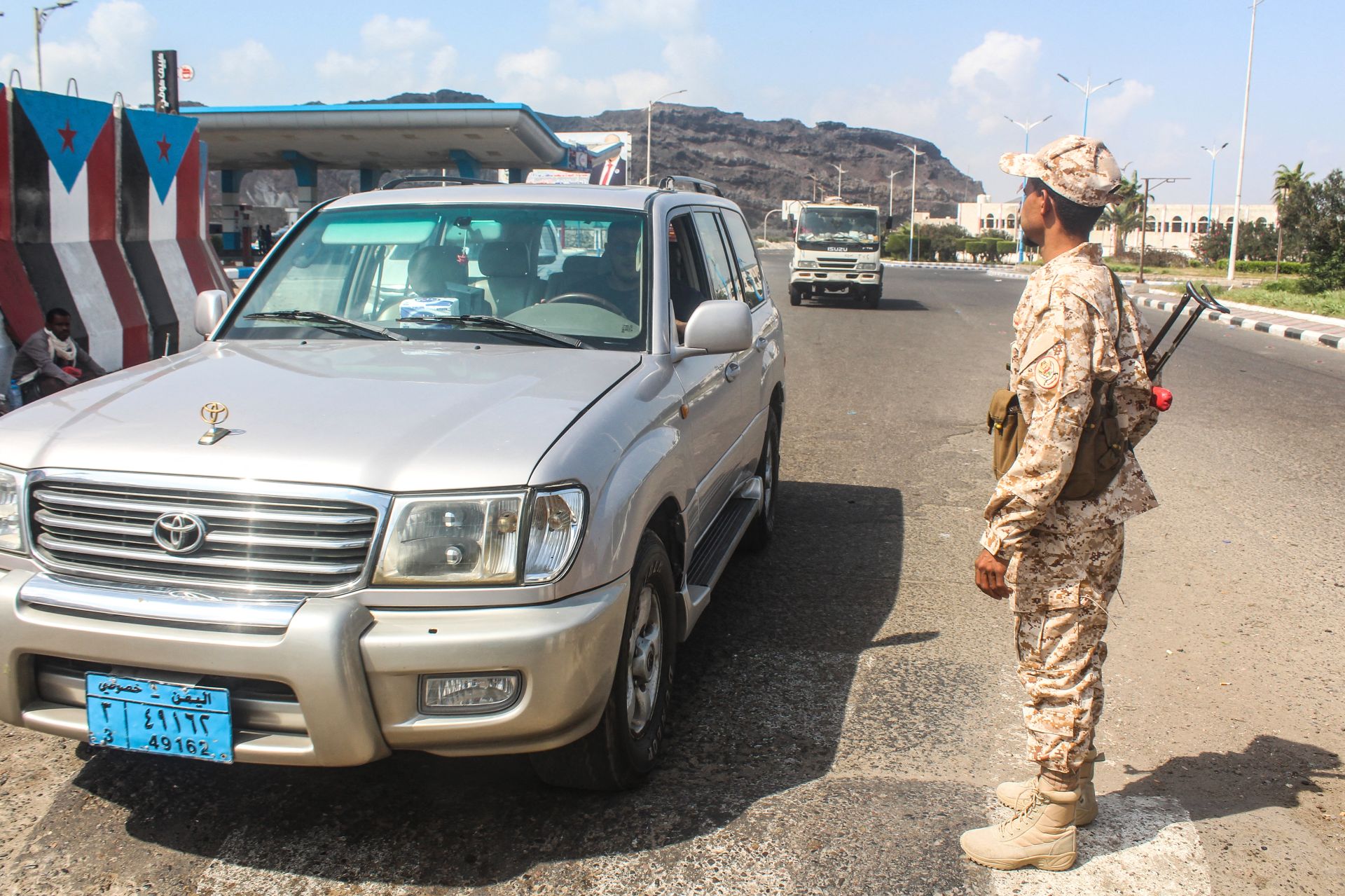 Yémen : Riyad affirme que le chef des séparatistes a quitté le pays pour les Émirats