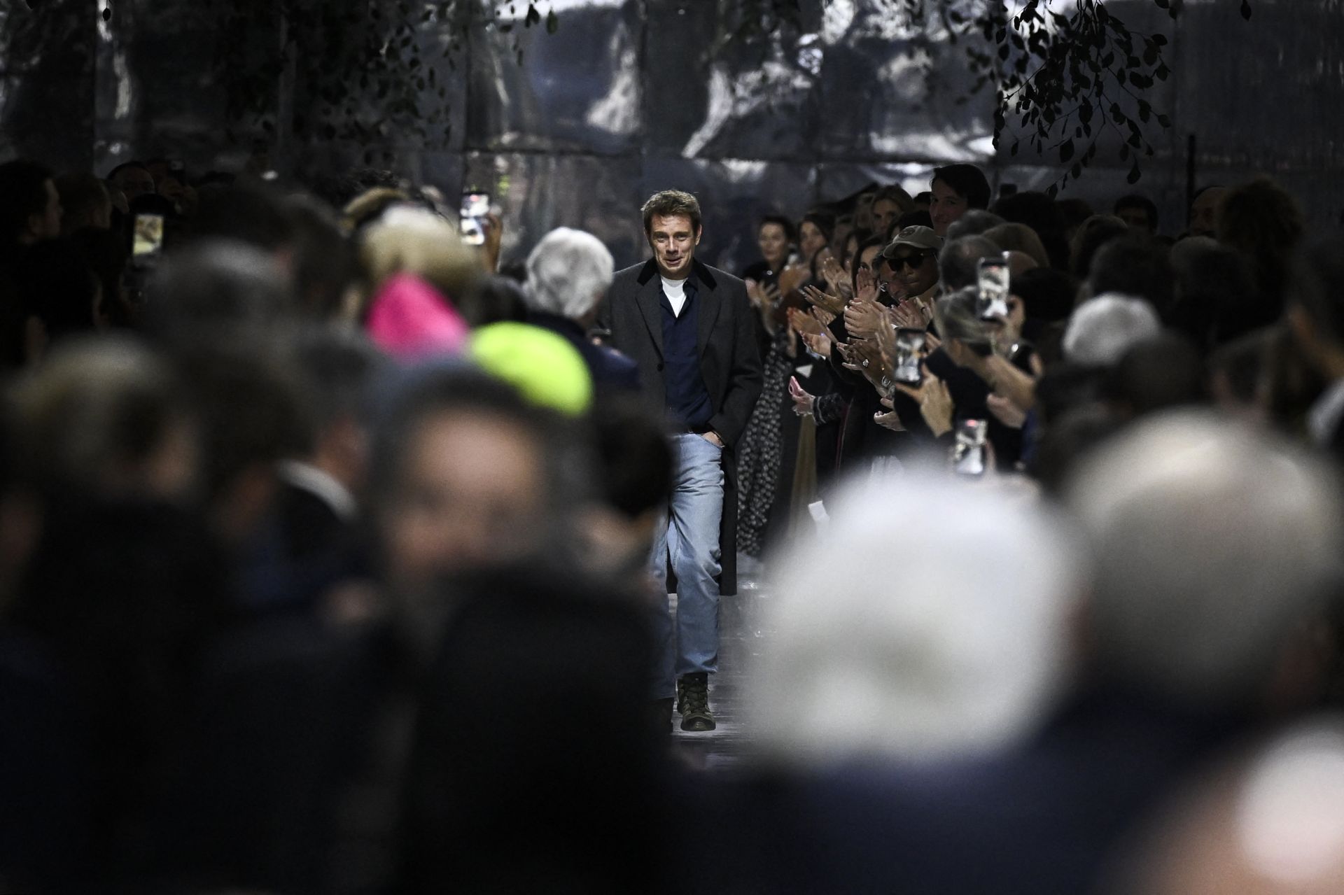 Dior, Louis Vuitton… LVMH mise sur la créativité pour relancer le luxe en 2026