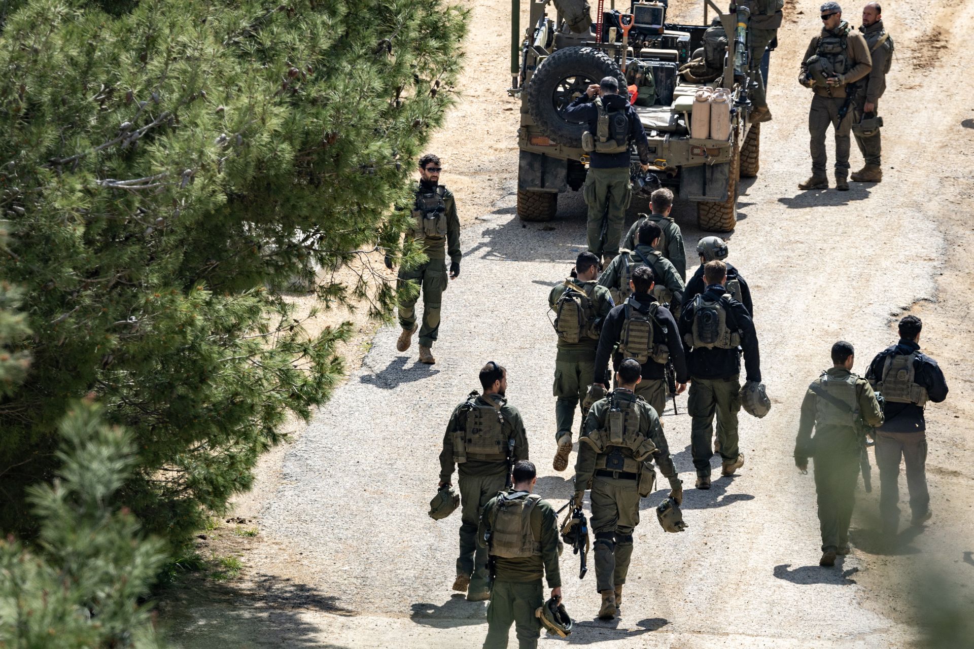 L'armée israélienne dit avoir capturé deux combattants du Hezbollah dans le sud du Liban