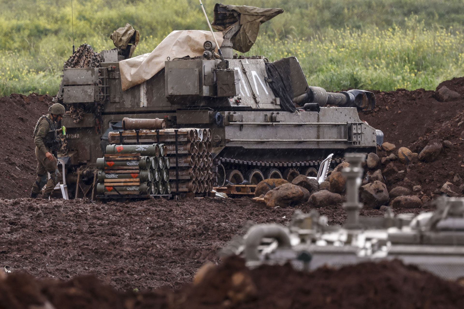 Israël va «intensifier ses opérations terrestres ciblées» au Liban 