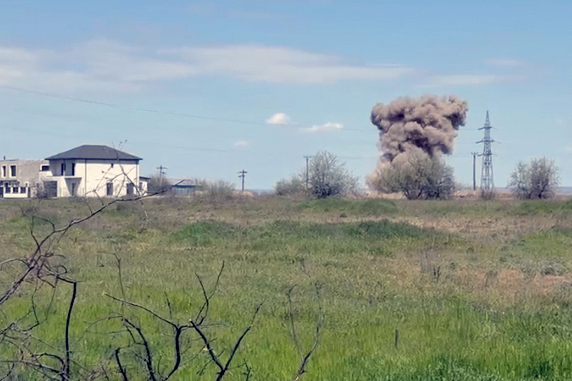Un drone tombe en Roumanie, plus de 200 habitants évacués