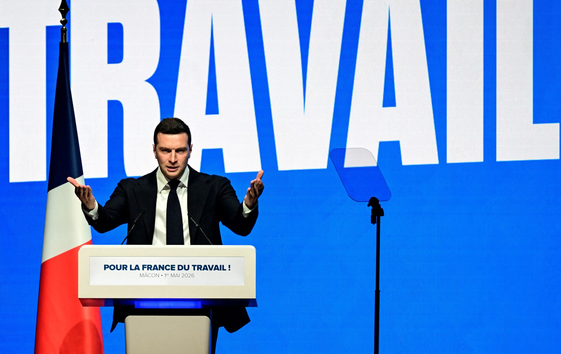 Présidentielle française: les chancelleries étrangères multiplient les contacts avec le RN