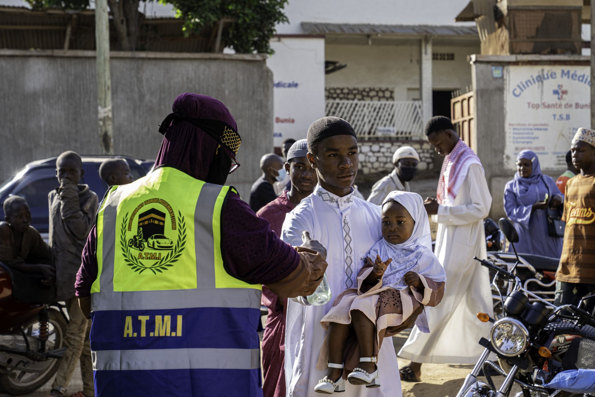 Ebola: l'OMS souhaite des essais sur vaccins et traitements