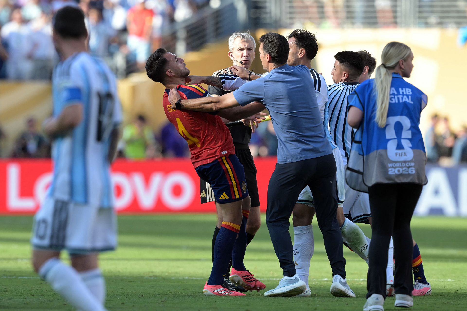 Mondial-2026: ballon, bagarre et blessure, les petites histoires du tournoi