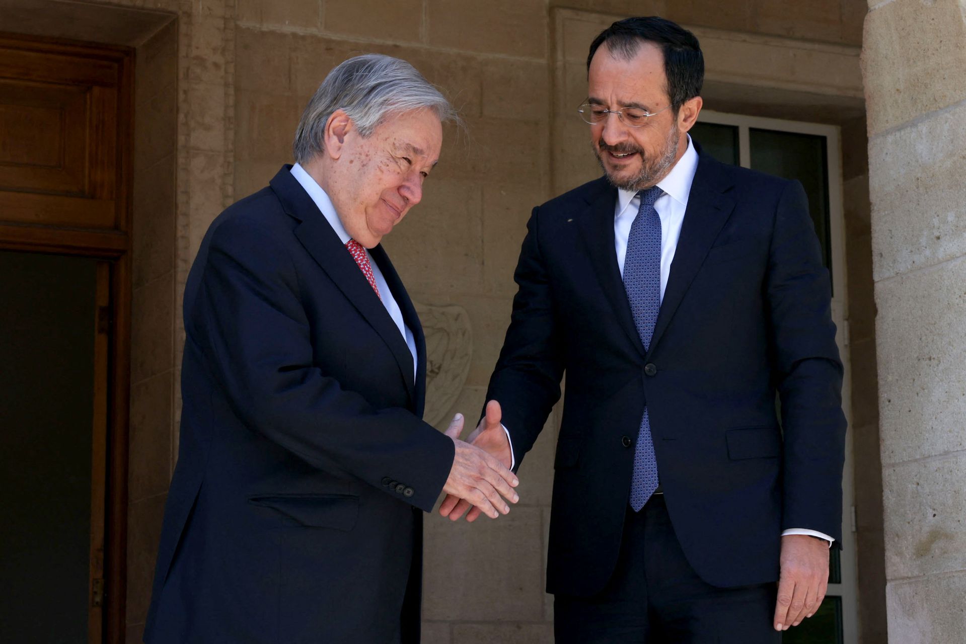 Chypre: Antonio Guterres propose une réunion des deux parties avec les «garants» de l'île