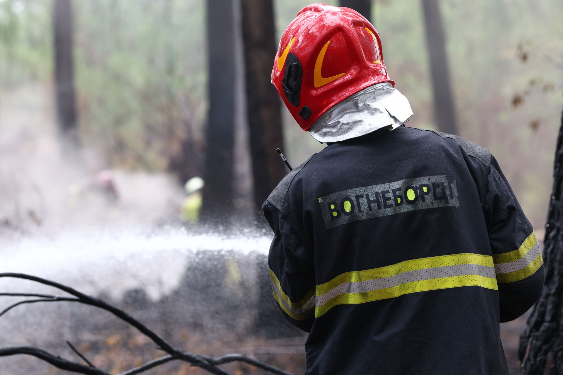 Incendie en France: des pompiers ukrainiens interviennent, une première