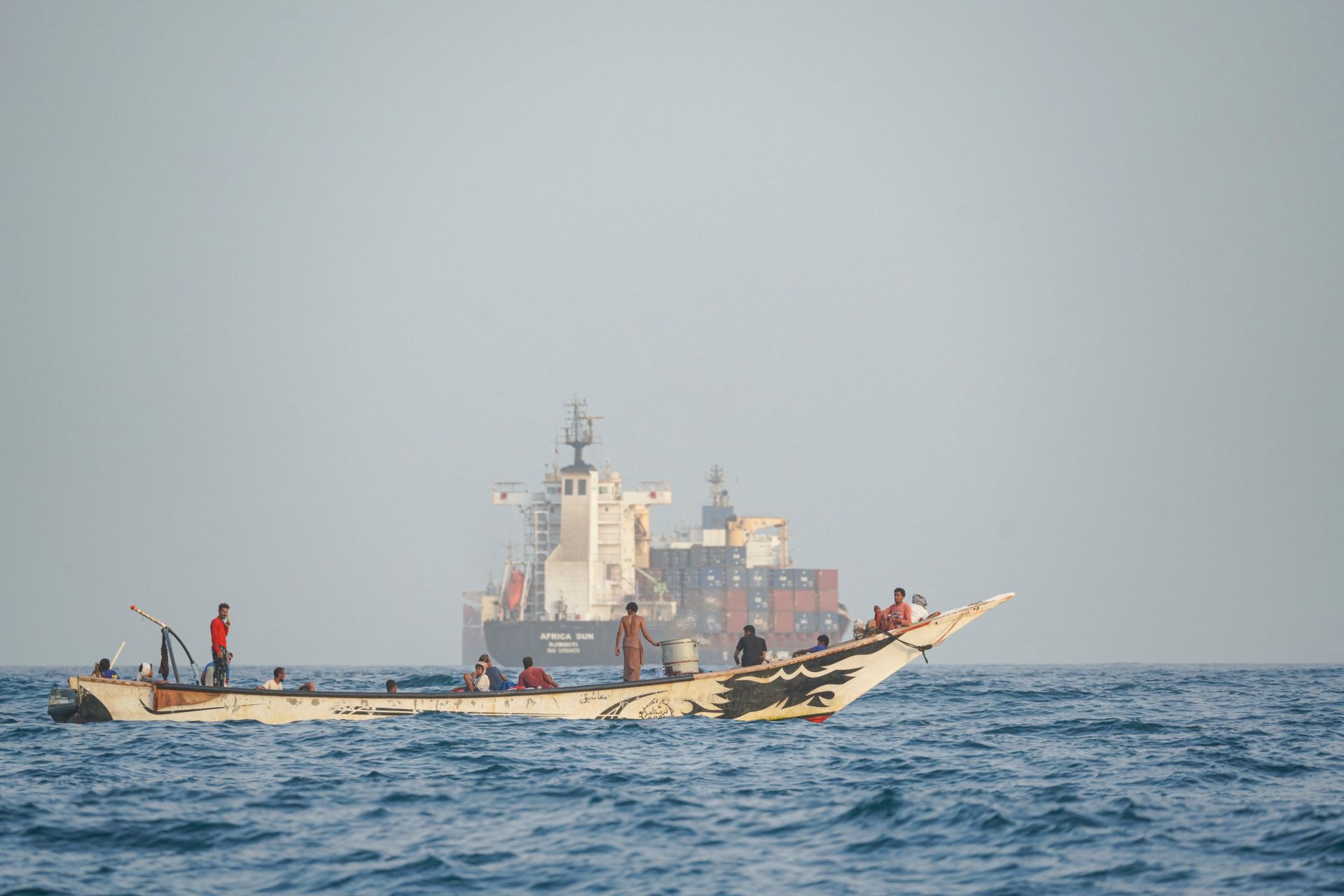 Des pirates s'emparent d'un pétrolier au large du Yémen et font route vers la Somalie