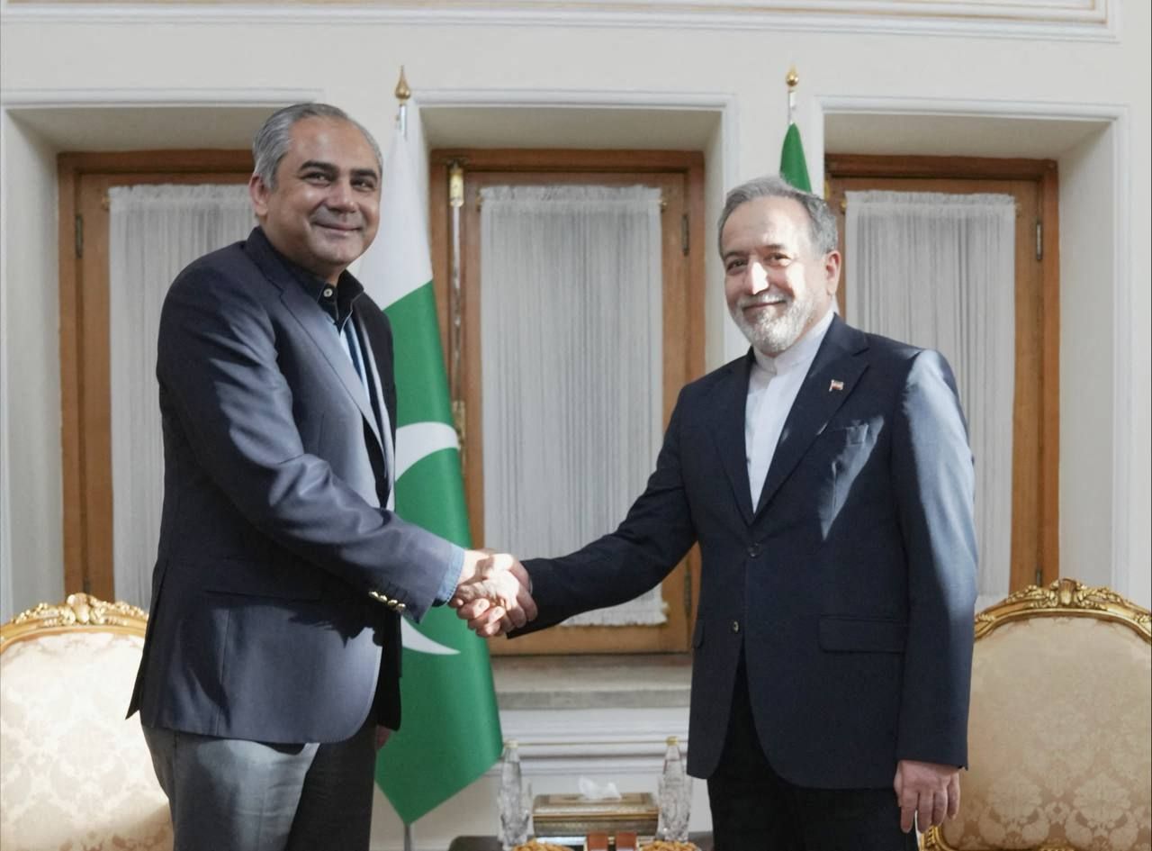 Guerre au Moyen-Orient: un ministre pakistanais en Iran pour relancer les pourparlers