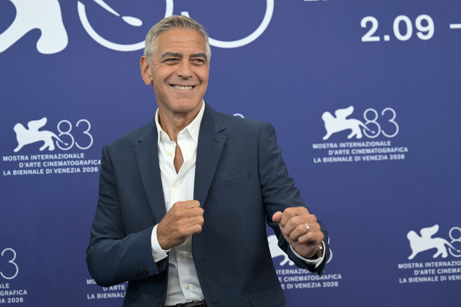 La Mostra de Venise déroule le tapis rouge à George Clooney pour sa soirée d'ouverture
