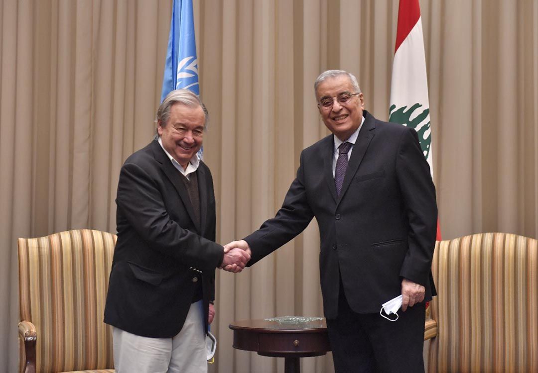 A Beyrouth, Guterres appelle les politiques libanais à \