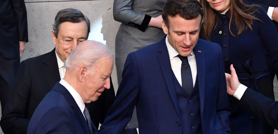 Chine: Biden et Macron remettent les pendules à l'heure