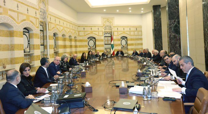 Le gouvernement interdit les armes de groupes non-étatiques à Beyrouth