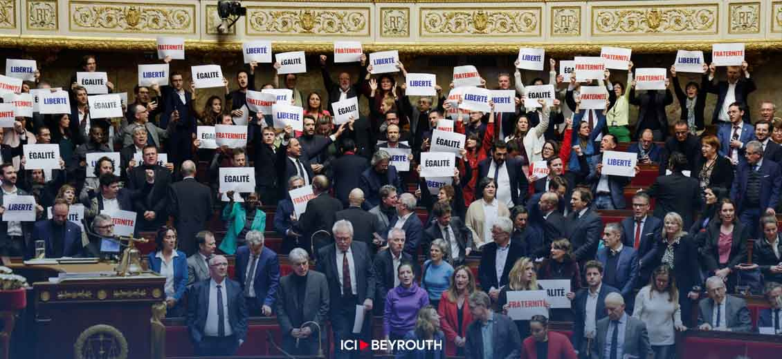 Loi immigration: Tensions devant les lycées parisiens