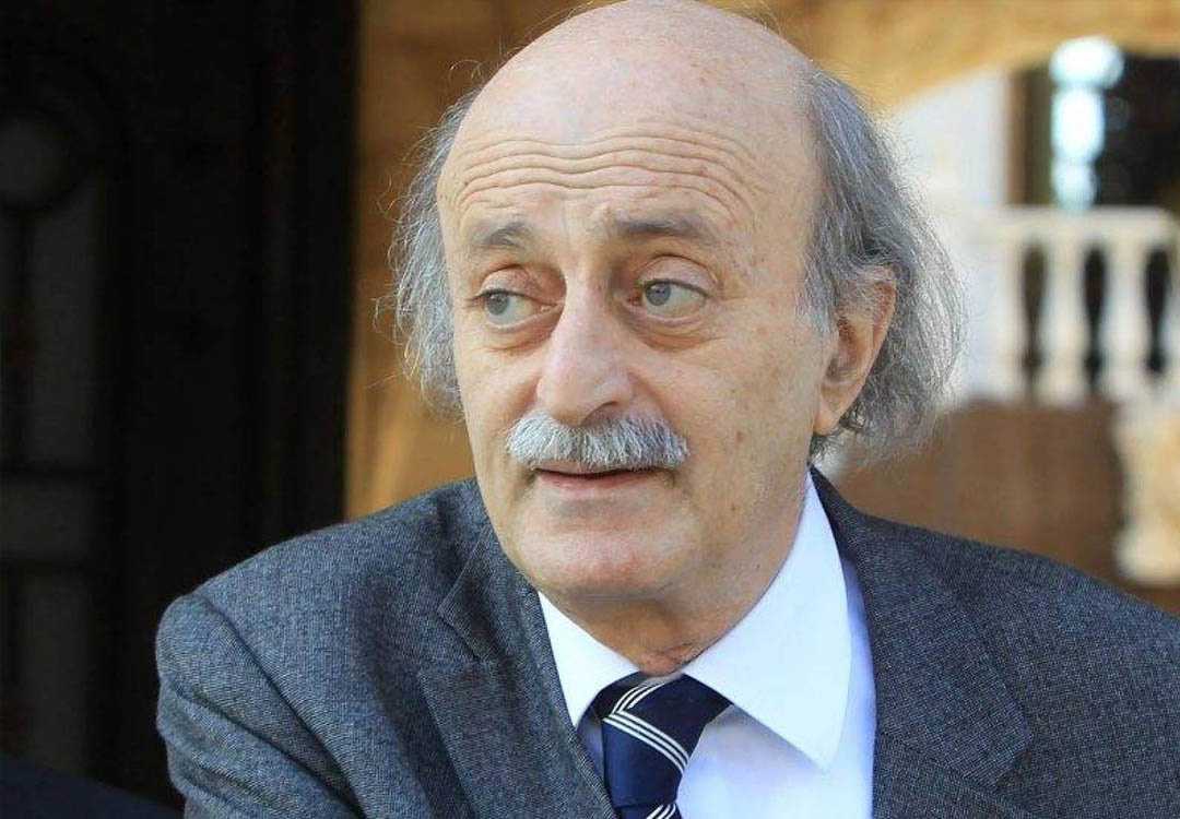 Joumblatt : Priorité aux questions qui touchent de près à la population