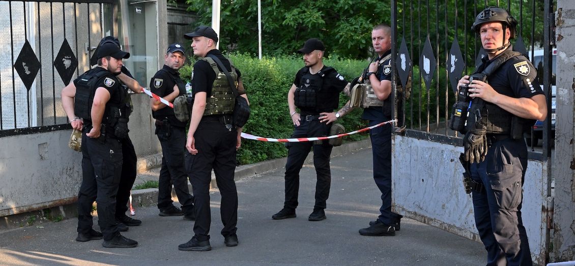 Attentat dans un tribunal à Kiev: deux  policiers blessés