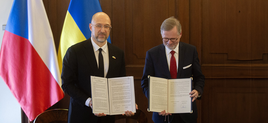 Accords d'armement entre Kiev et Prague