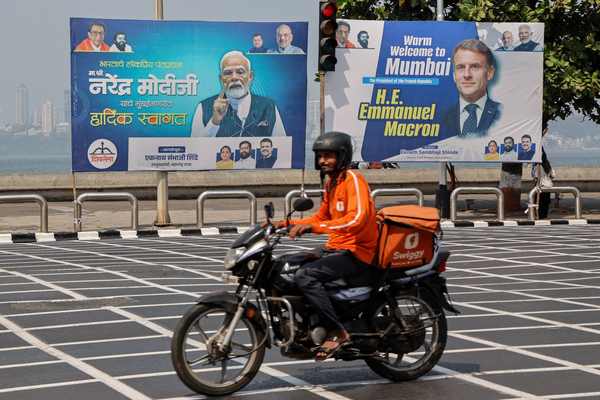 Macron en Inde, avec la perspective de vendre des chasseurs Rafale