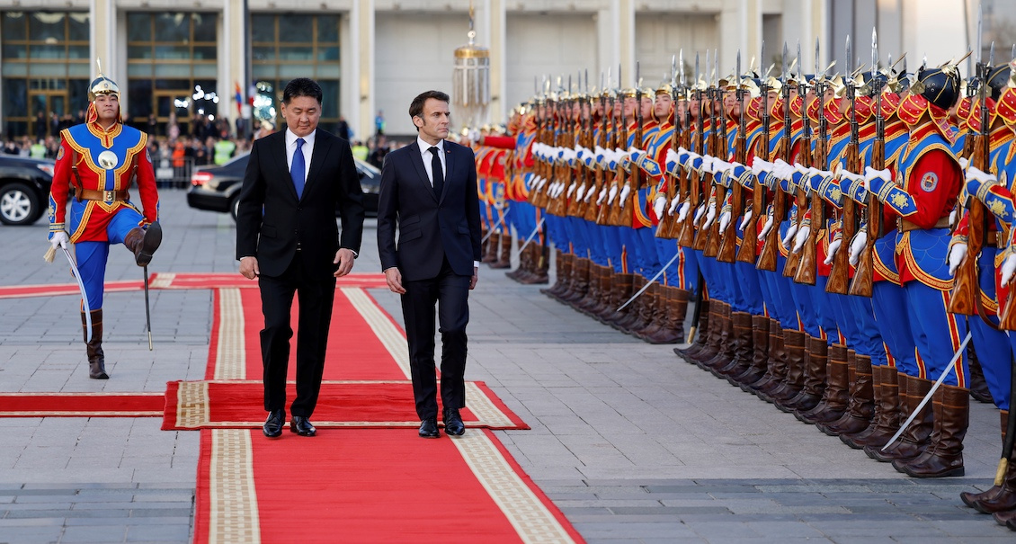 Emmanuel Macron en Mongolie pour un partenariat énergétique