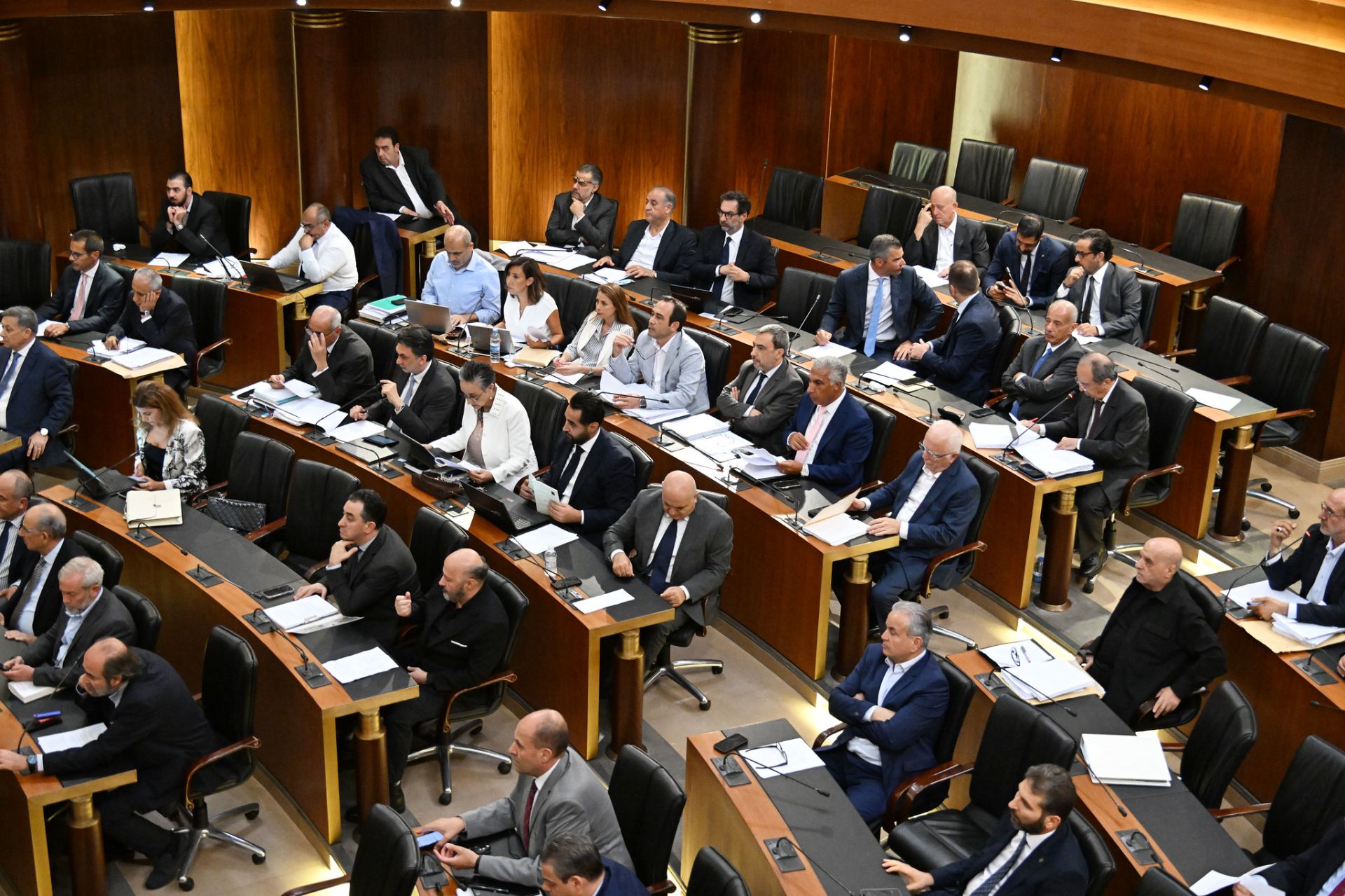 Le Parlement adopte la loi sur l'amnistie générale
