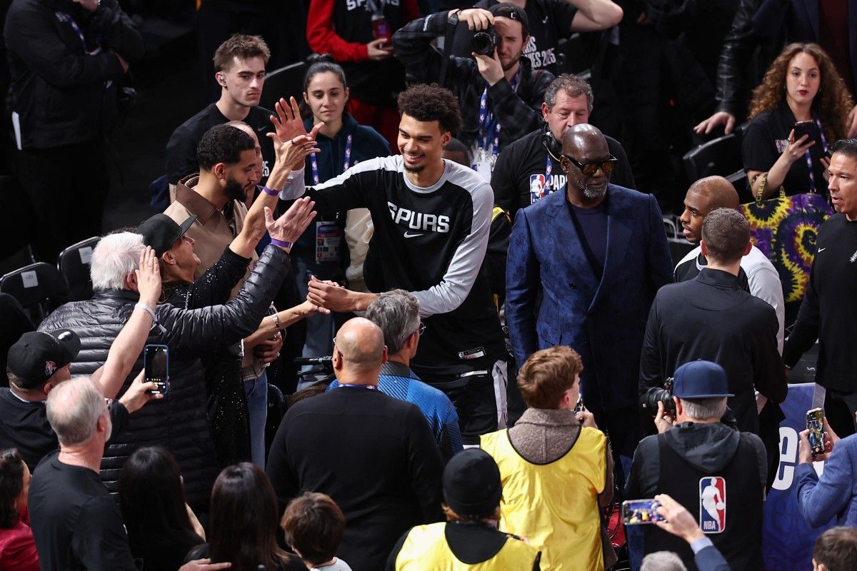 NBA: à Paris, la victoire Wembanyama