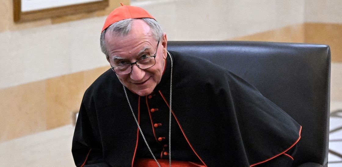 Parolin s'entretient avec Pezeshkian et appelle à la retenue