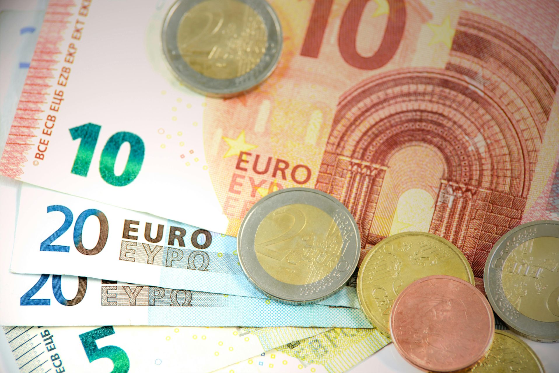 La Bulgarie attend son dernier feu vert pour passer à l'euro