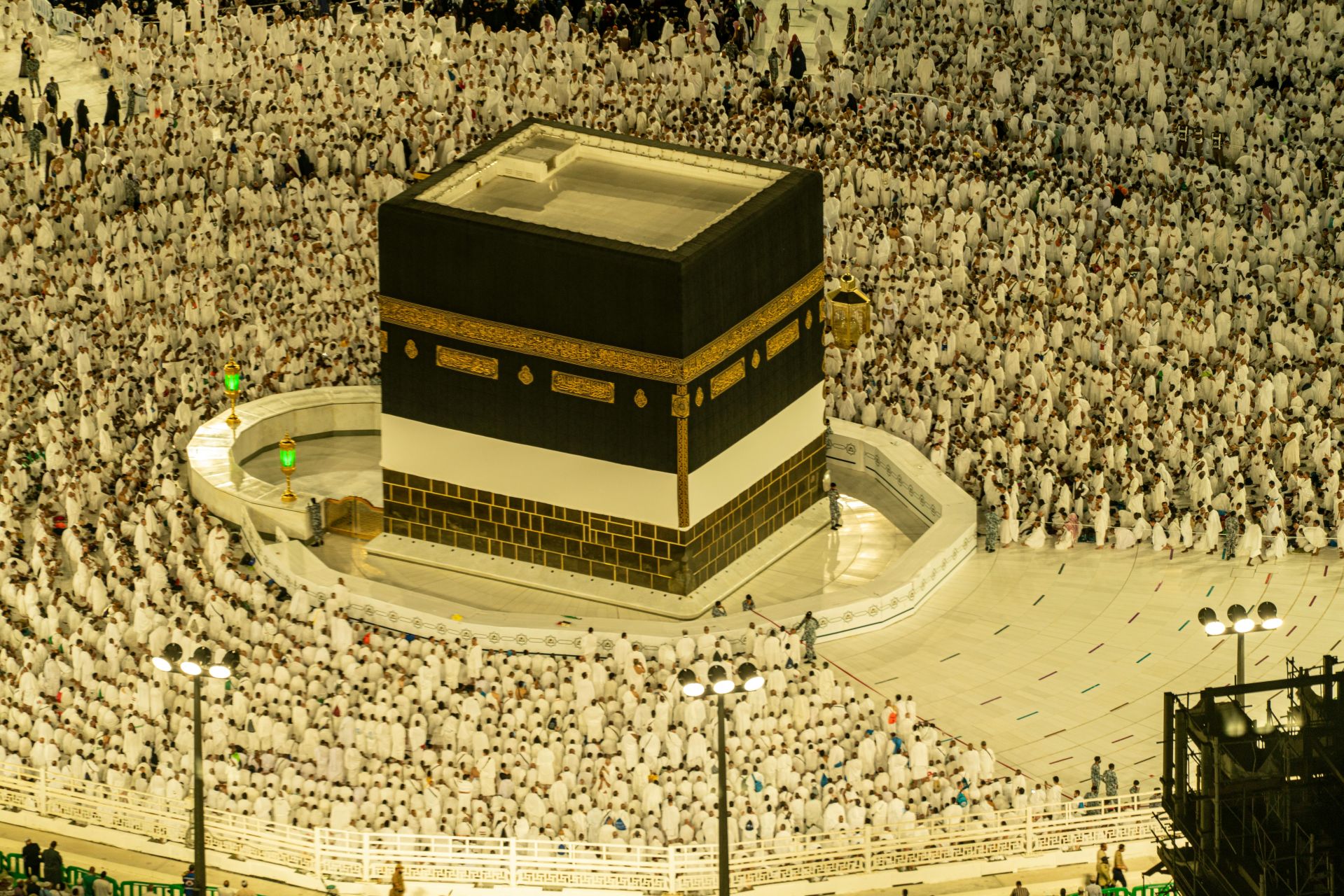 Brumisateurs et IA: le ministre saoudien du Hajj promet un pélerinage plus sûr cette année
