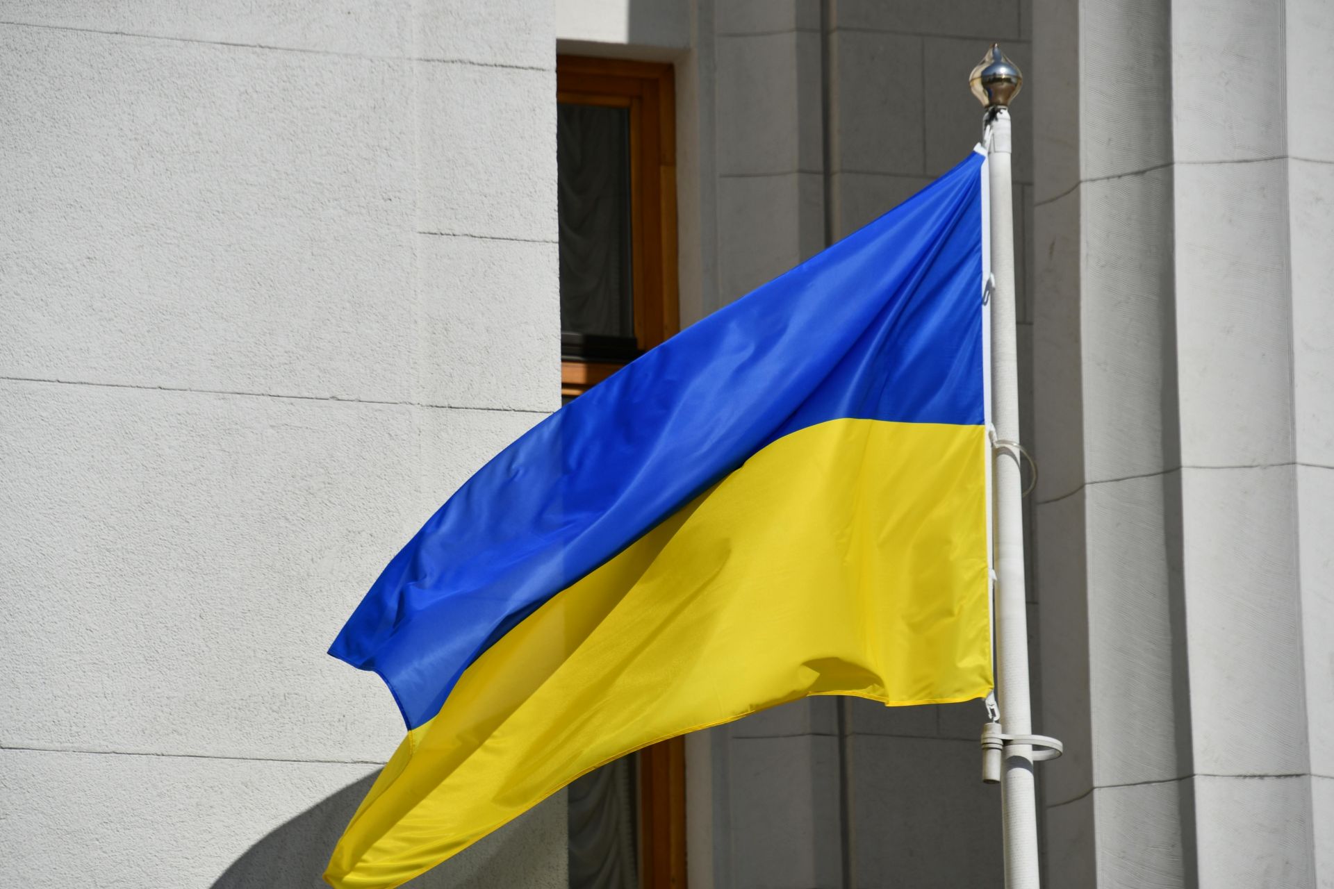 La Russie lance un nombre record de drones et de missiles sur l'Ukraine, un mort